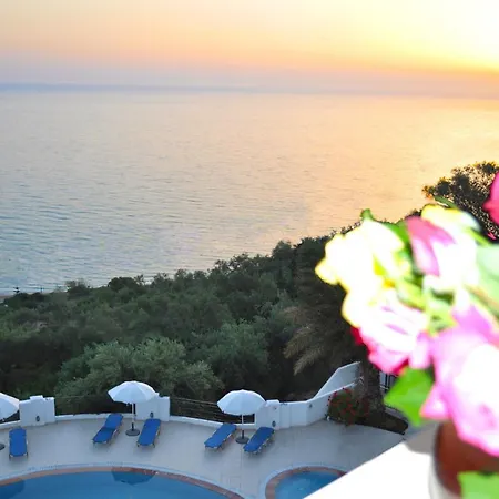 Maria With Pool And Gorgeous View - Agios Gordios Appartement Agios Gordios (Corfu)